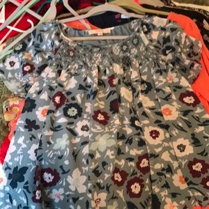 Short sleeved blouse